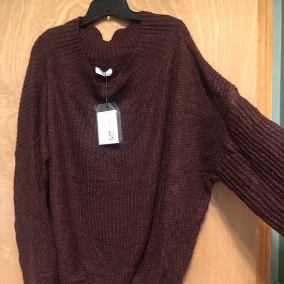 Exlura Wide Neck Sweater - Picture 3 of 4